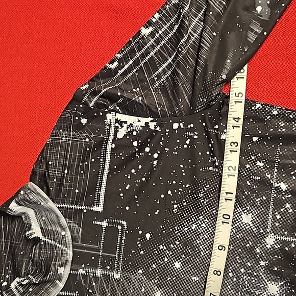 Oysho black and white data space tech abstract graphic print long sleeve top Sm. - Picture 6 of 7